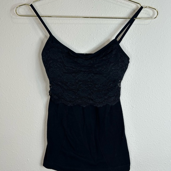 Black Lace Trim Camisole Top Adjustable Straps Stretchy Ribbed Tank One Size - Picture 3 of 8